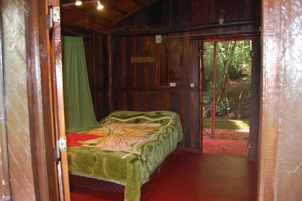 Panambi Lodge B&B Puerto Iguazú Dış mekan fotoğraf